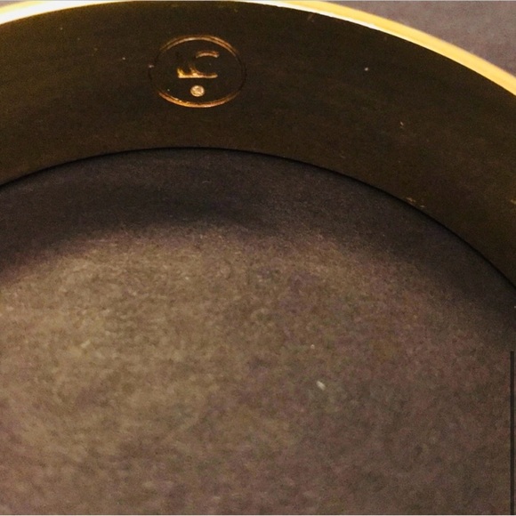 Liz Claiborne Bangle NWOT. Interior Engraved. Black, white, gray stripes - Picture 4 of 5